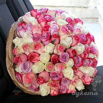 101 разноцветная роза в крафте (Premium)